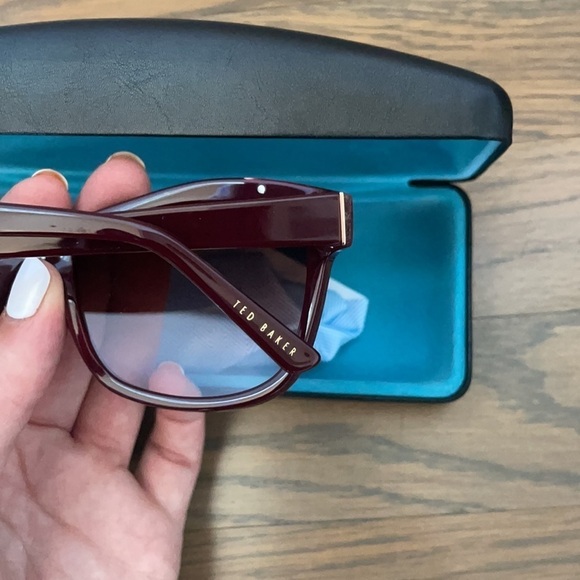 Ted Baker London 56mm Full Rim Square Sunglasses - Picture 7 of 7